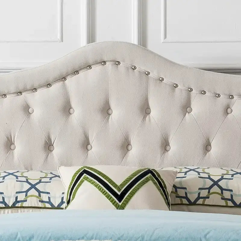 Virgil Queen-size Upholstered Tufted Bed