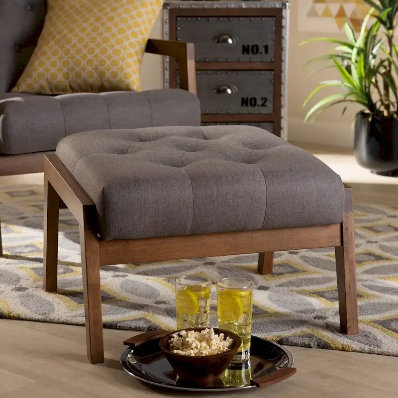 Carson Carrington Baktsjaur Mid-century Modern Upholstered Footstool